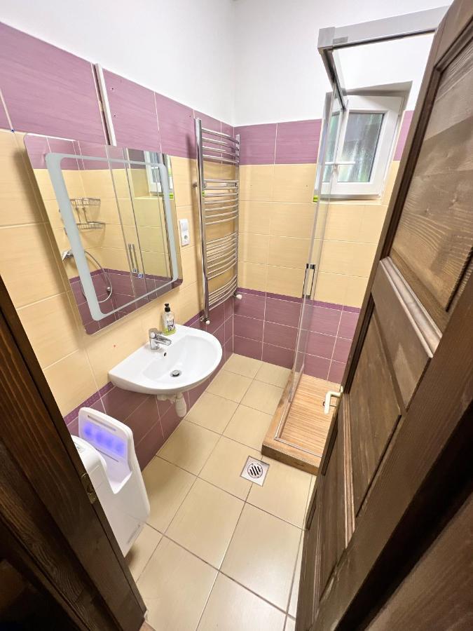 Feher Galamb Apartman Gyál Exterior photo